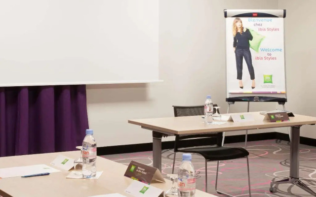 ibis Styles Romans Valence Gare Tgv