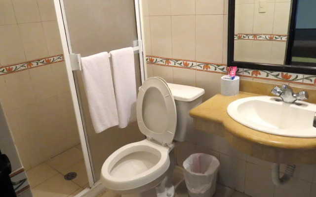 Ossi Inn Hotel