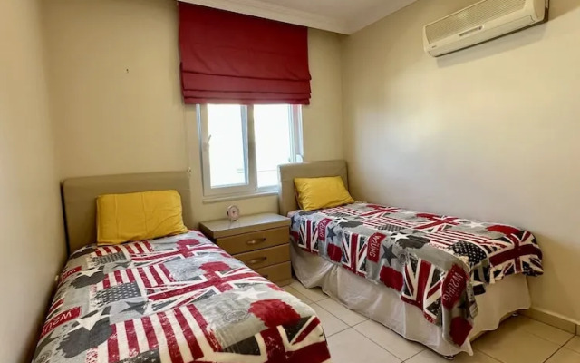 Wonderful 3 bed Duplex in Sought After Prime Community