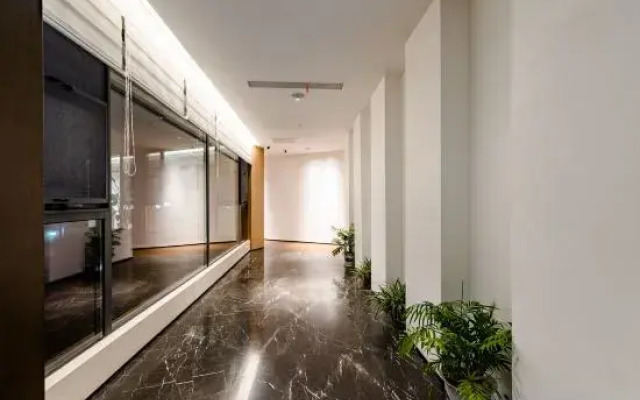 Nanjing Yinglu Hot Spring Resort Homestay Hotel