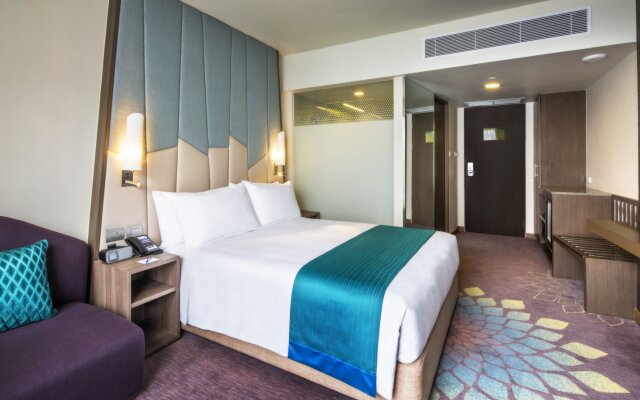 Holiday Inn Express Bangkok Sukhumvit 11 by IHG