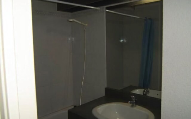 2 Pièces Pour 4 Peronnes en Face des Pistes