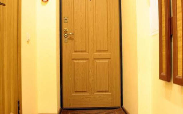 Apple Apartment Ploshad Svobody