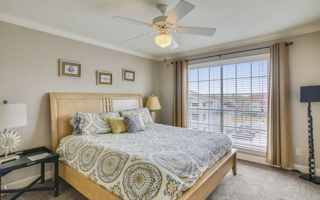 Dawn 234-Aurora - 2 Br Condo