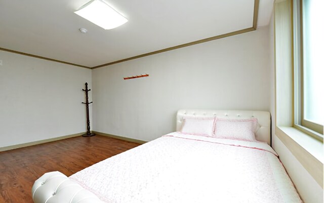 Seocheon Ssangdo Pension