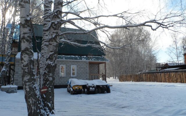 Велес (бывш.Центр Активного Отдыха Колобок)