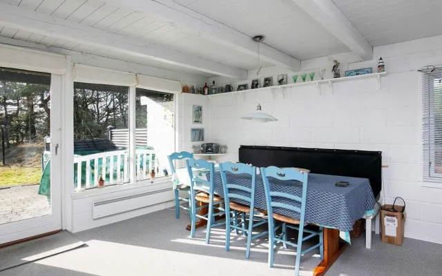 6 Person Holiday Home in Oksbol