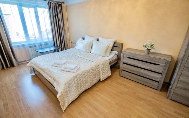 Apartment Four Seasons md. Mirny 6/1