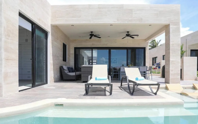 Seaside Villa 4 Beds, Private Pool, Amazing Views