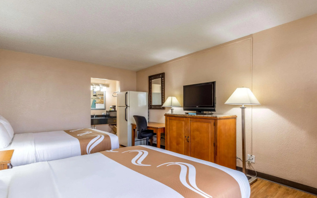 Quality Inn Pasadena - Houston East