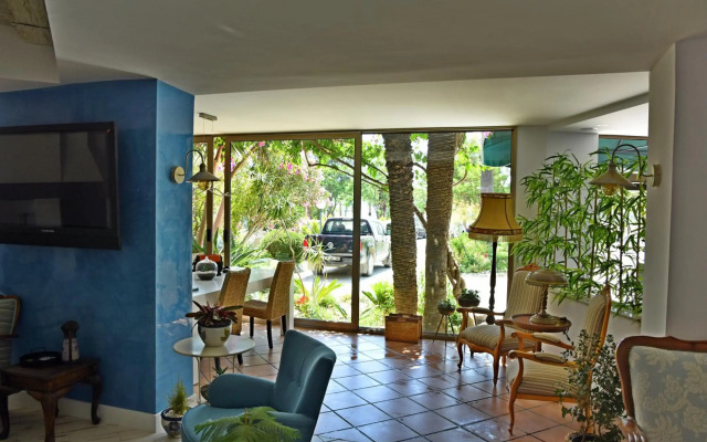 Flora Hotel Bodrum