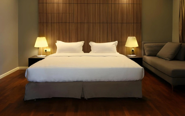 The Shore Hotel & Residences