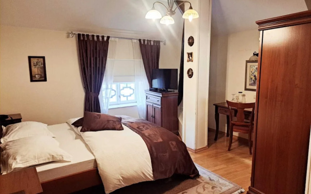 Hotel Livadić