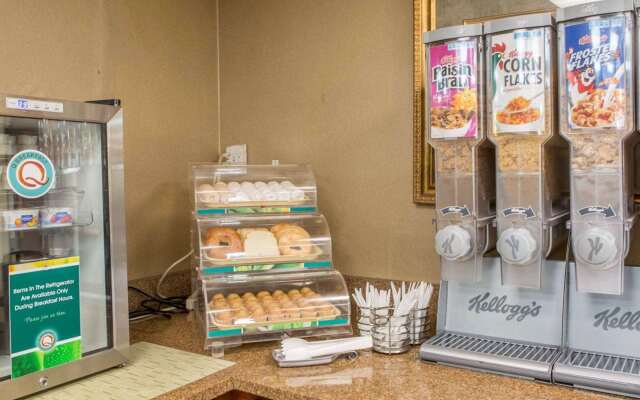 Quality Inn Merchants Drive