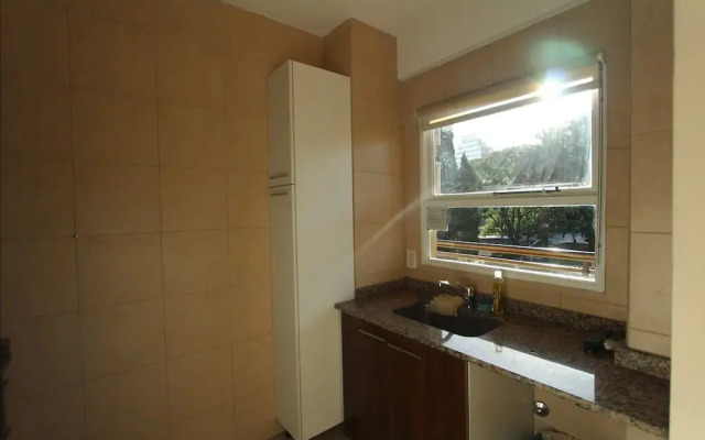 Jean Jaures Aparment