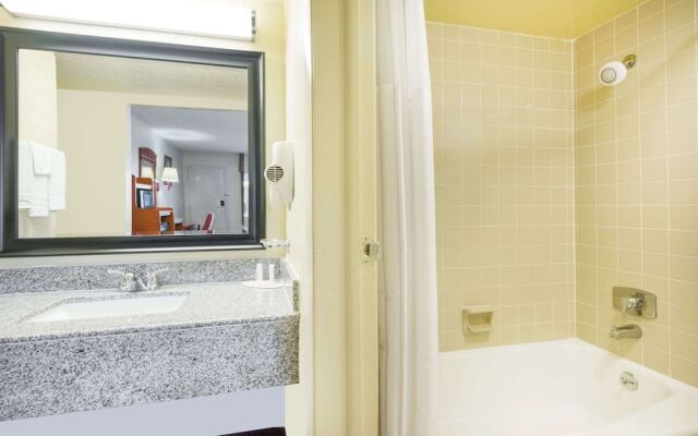 Days Inn By Wyndham Paintsville