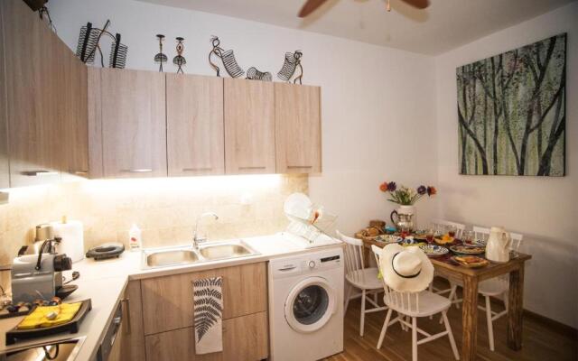 Rastoni Athens Suites near Acropolis