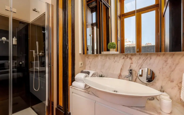 Chic Porto Escape - Spacious & Central