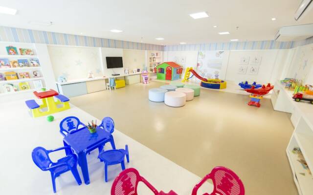 Apart no In Mare Bali Mar para 5 pessoas