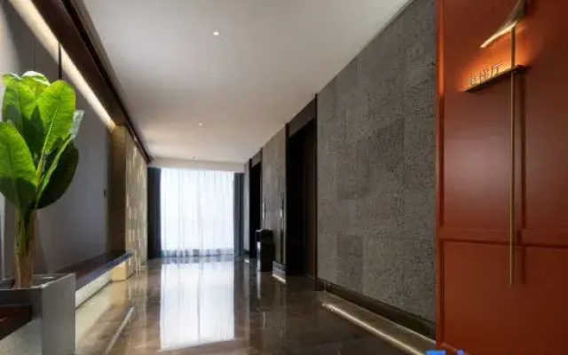 ROYGEM Hotel (Longfor Yantai Longkou Paradise Walk, Yantai)