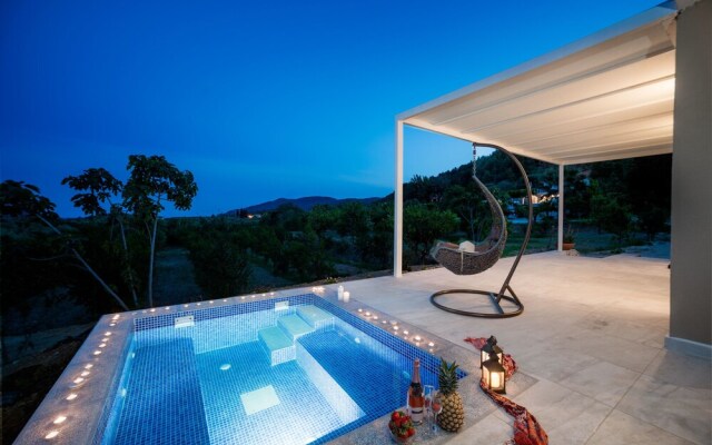 Villa Natura Prive Jacuzzi