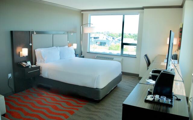 Holiday Inn Vancouver Airport- Richmond, an IHG Hotel