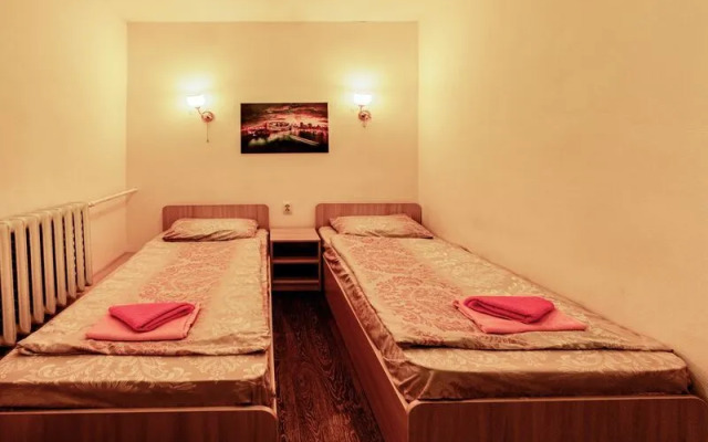 Тихий дворик