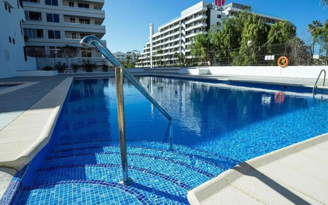 Belvilla by OYO Apartment in Arona