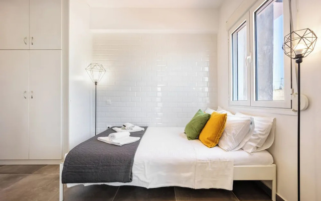 Chic Studio in Gazi Walk to Acropolis