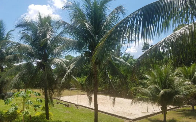 Cesar's Tropical Hotel
