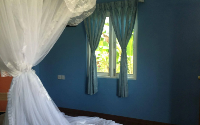 Hill Garden Hotel
