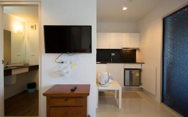 Mosaic Condominium B25M by Malai