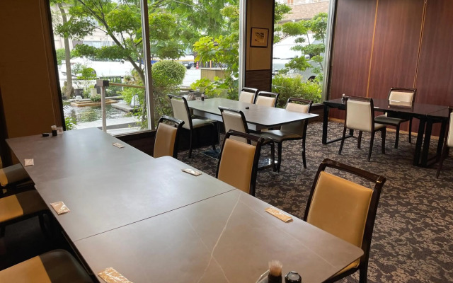 Hotel Garden Palace & Kansai Airport Spa