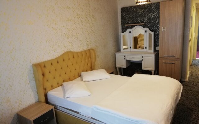 Pin Suites