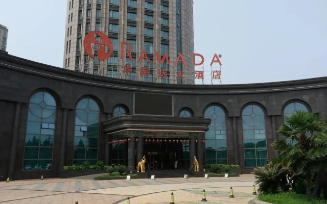 Ramada Yangzhou Baoying