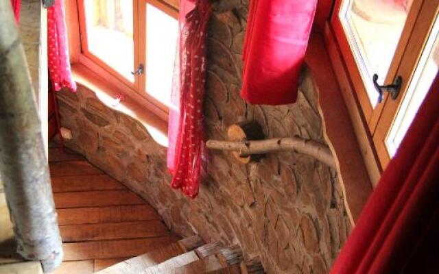 Le Nid dans les Bruyères