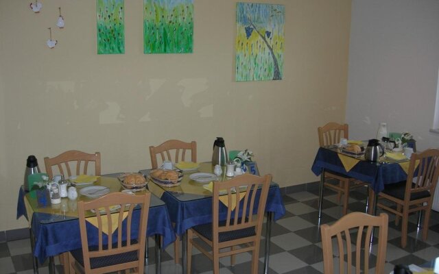 Gästehaus und Weinbau Zur Wiederkehr Strudler