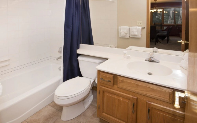 Townsend Place A206 1 Bedroom Condo by RedAwning