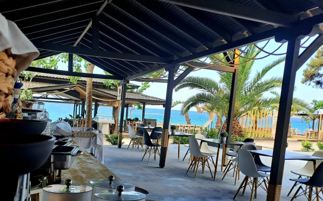 Beach Hotel Kapahi