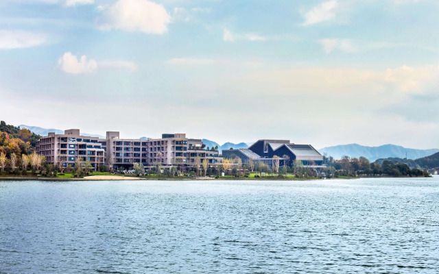 Hilton Ningbo Dongqian Lake
