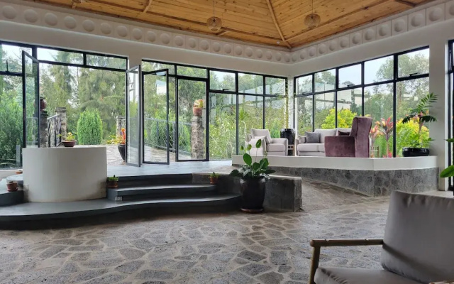 Grotta Resort