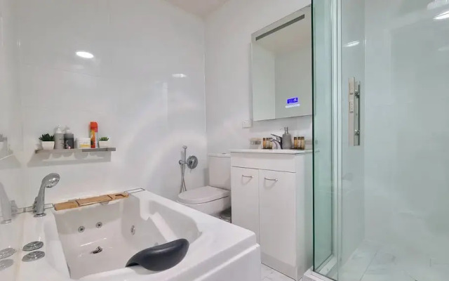 Wonderful Renovated 4BR House - Netflix