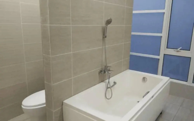 Damansara Foresta Ctmp Home by SYNC