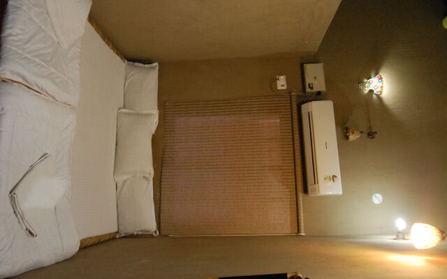 Shri Guest House