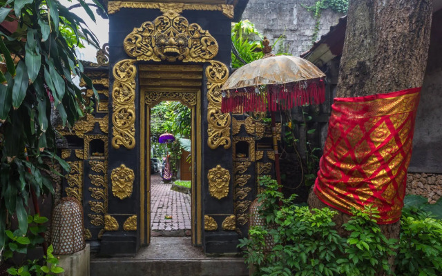 Puri Wisata Balinese Style Hotel