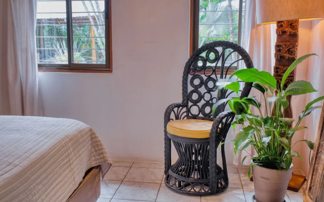 Casa Bonita - 5BR With Pool Walk to Beach