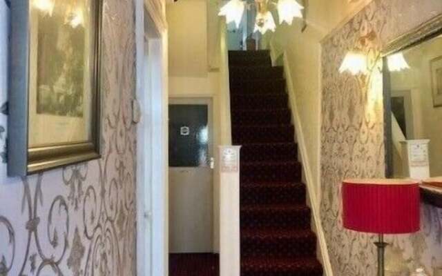 Dunromin Hotel
