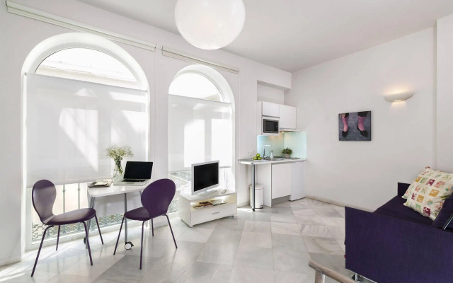 Suites Sevilla Plaza Apartamentos