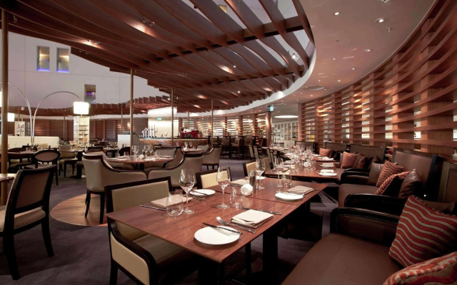 Hilton London Heathrow Airport Terminal 5
