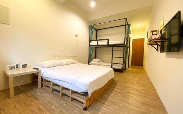 Stay Liuqiu Divnig Hostel